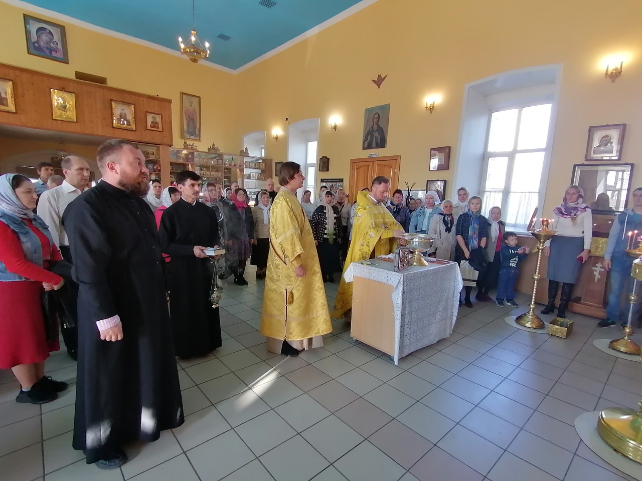 Богослужение в Неделю 15-ю по Пятидесятнице