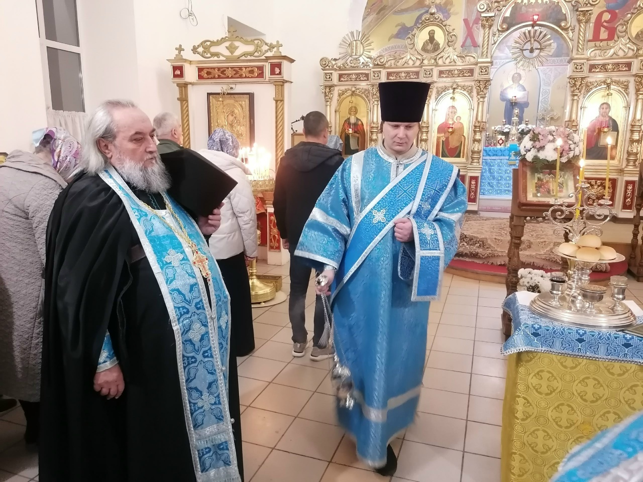Всенощное бдение в канун празднования Введения во храм Пресвятой Богородицы