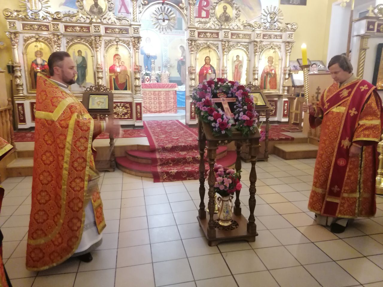 Всенощное бдение в канун празднования Воздвижения Животворящего Креста Господня
