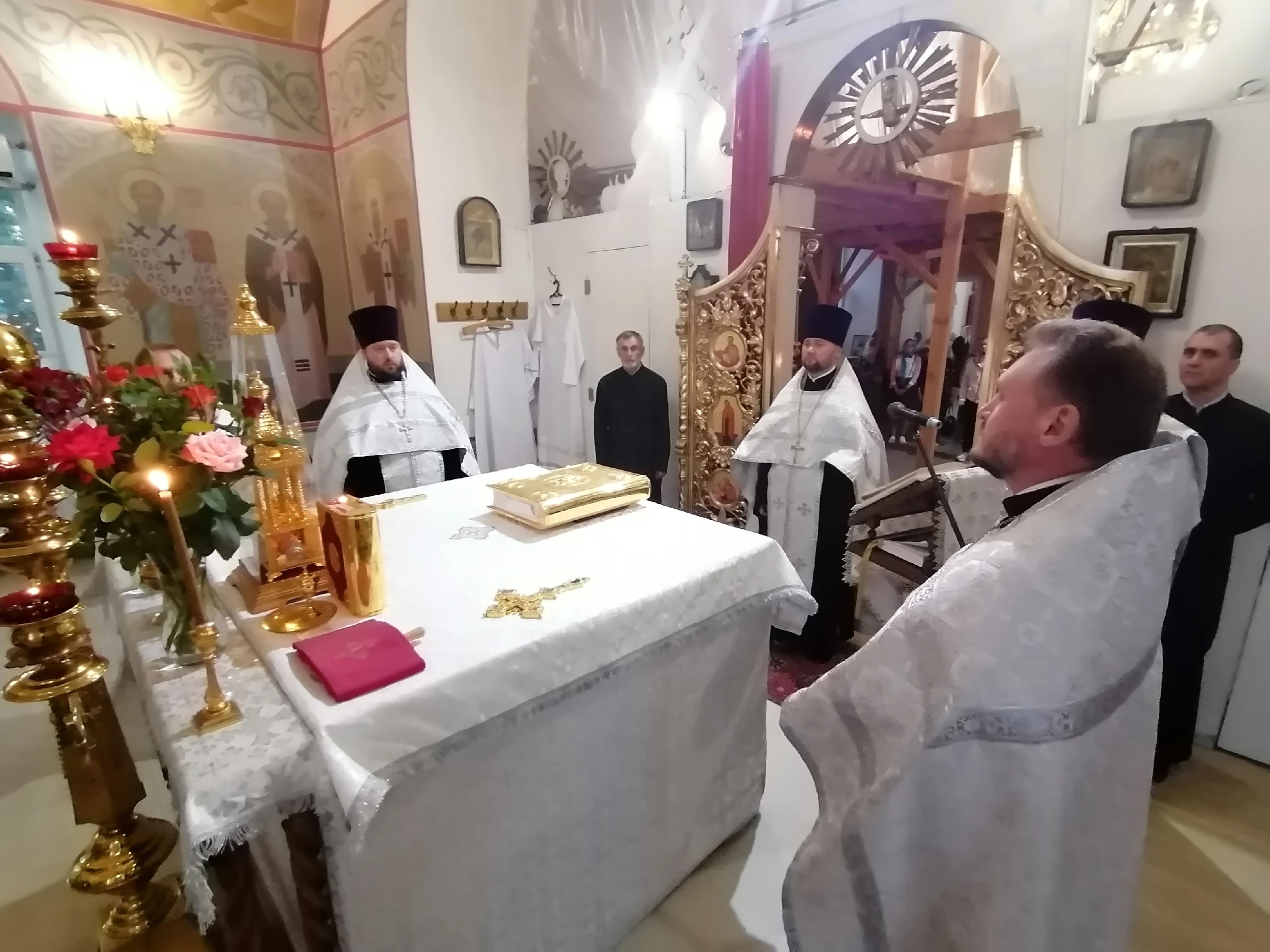 Всенощное бдение накануне праздника Преображения Господня