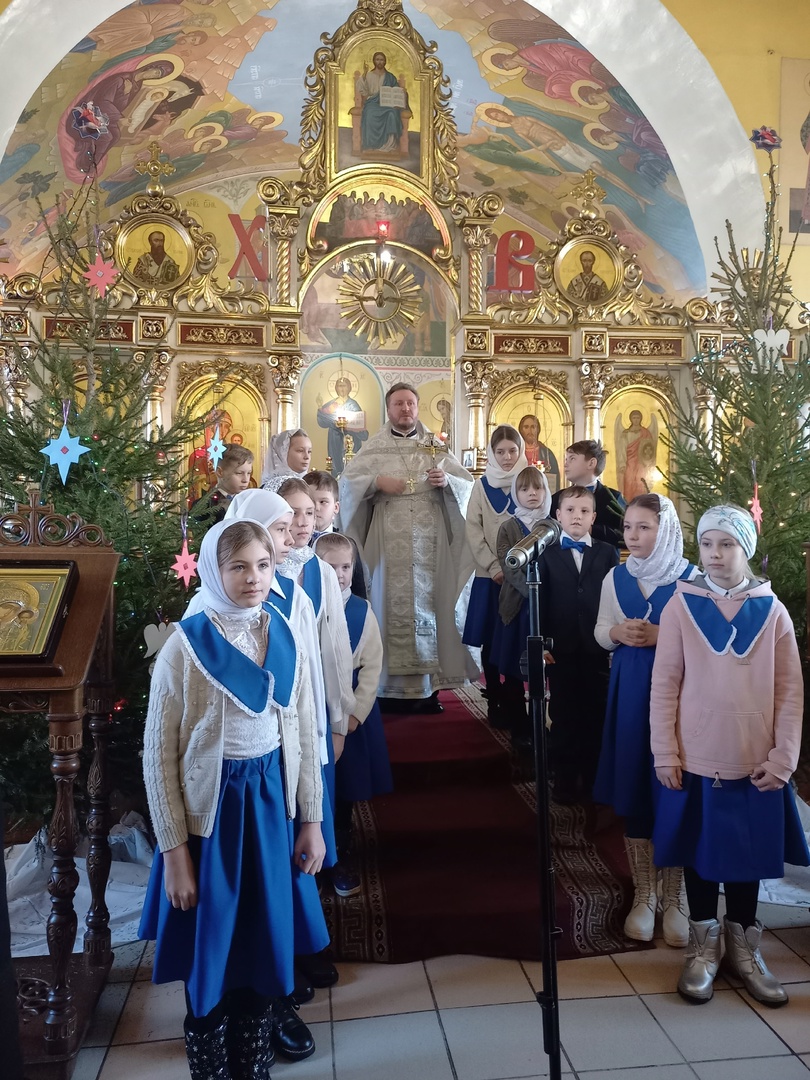 Утренняя Рождественская литургия