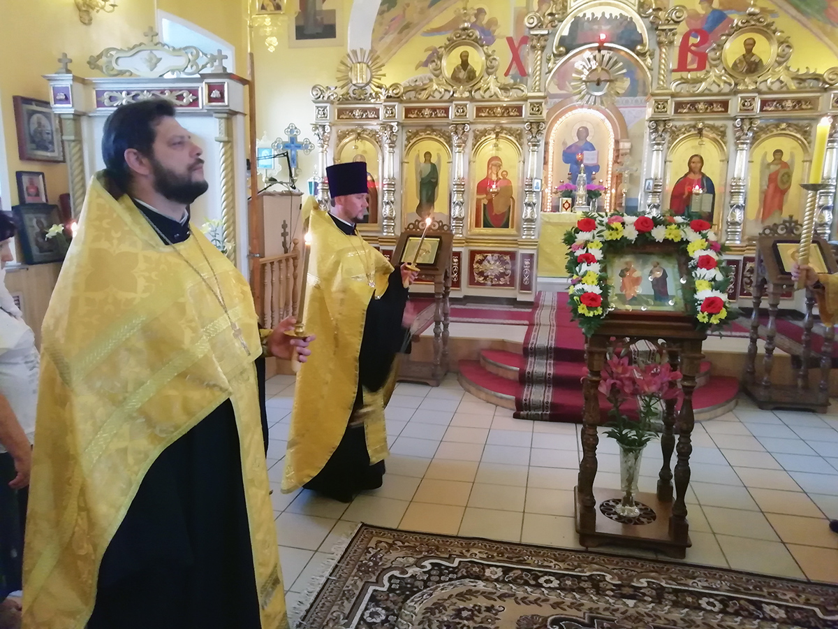 Всенощное бдение в канун дня памяти первоверховных апостолов Петра и Павла