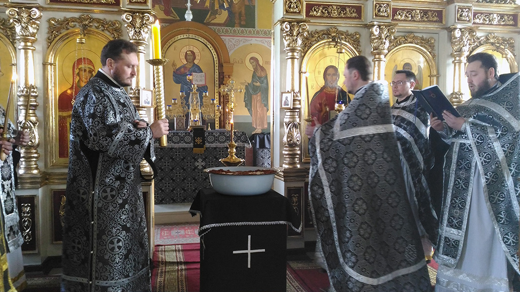 Божественная Литургия Преждеосвященных Даров 
