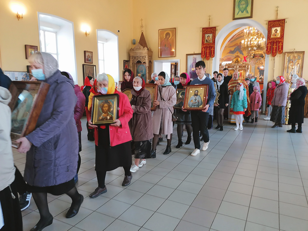 Литургия в четверг Светлой седмицы