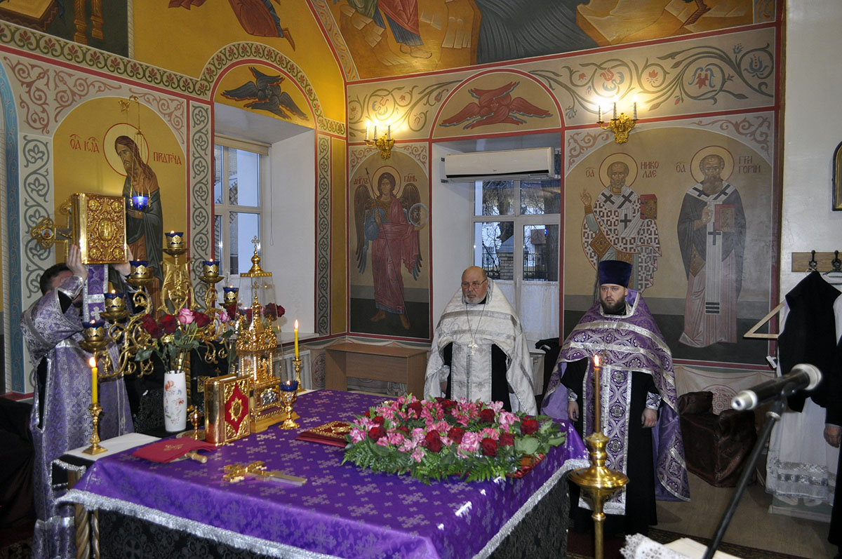 Всенощное бдение в канун Крестопоклонной Недели