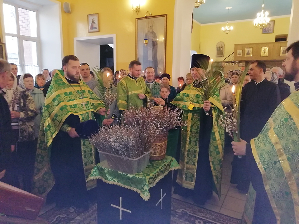 Всенощное бдение в канун праздника Входа Господня в Иерусалим