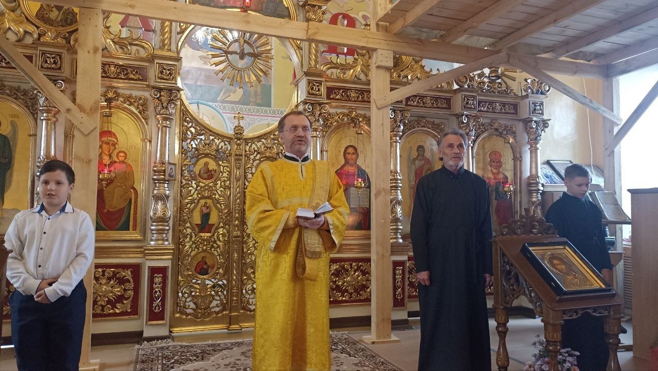 Богослужения в Неделю 17-ю по Пятидесятнице