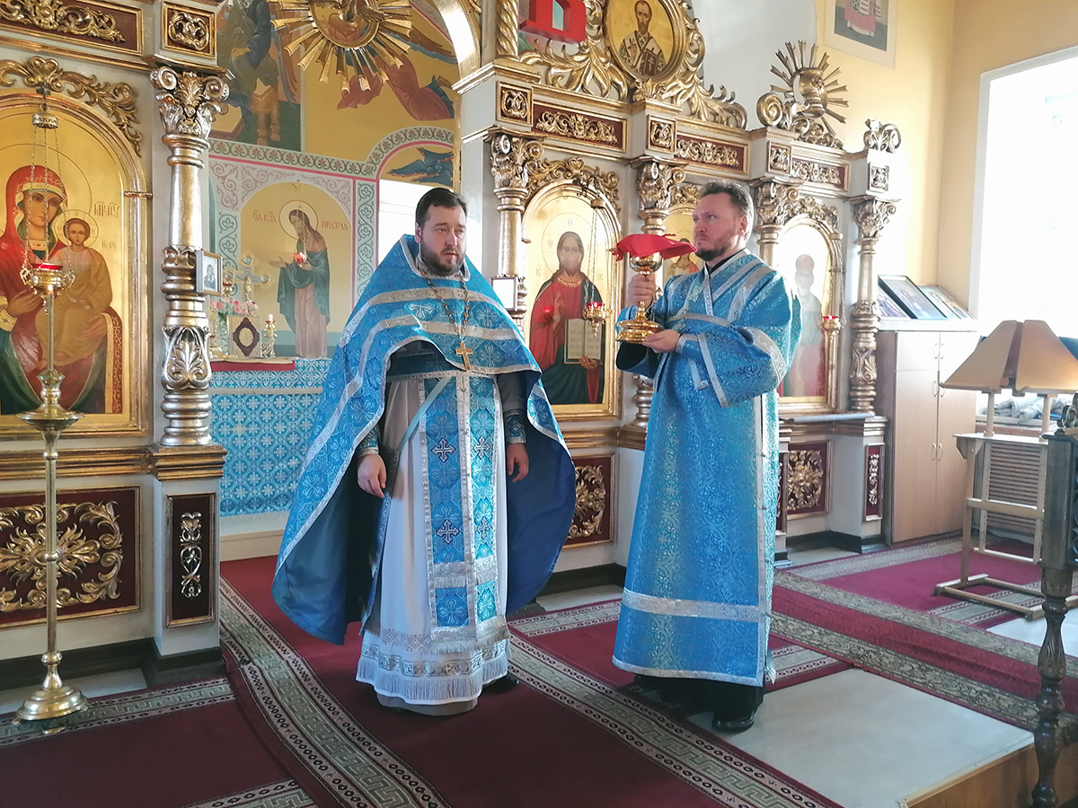 Праздник Введения во храм Пресвятой Богородицы