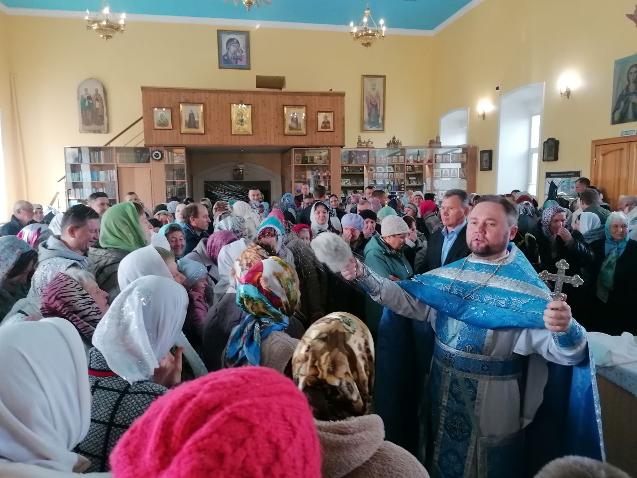 Праздник Покров Пресвятой Богородицы