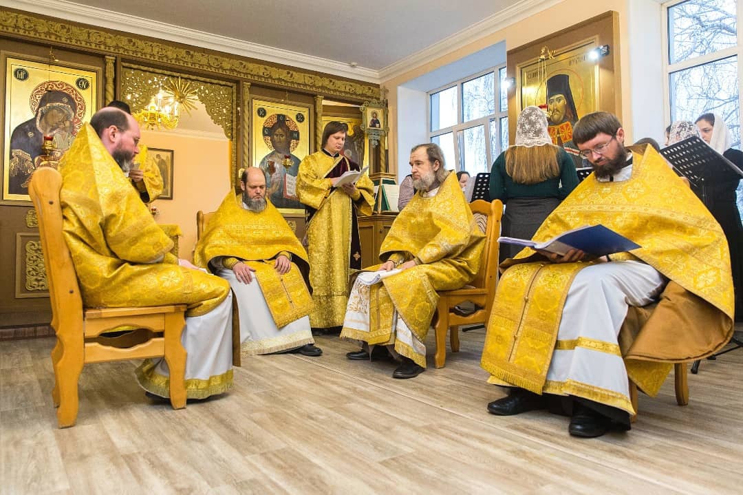 Диакон Сергий Исайчев сослужил за литургией в Пензенской духовной семинарии