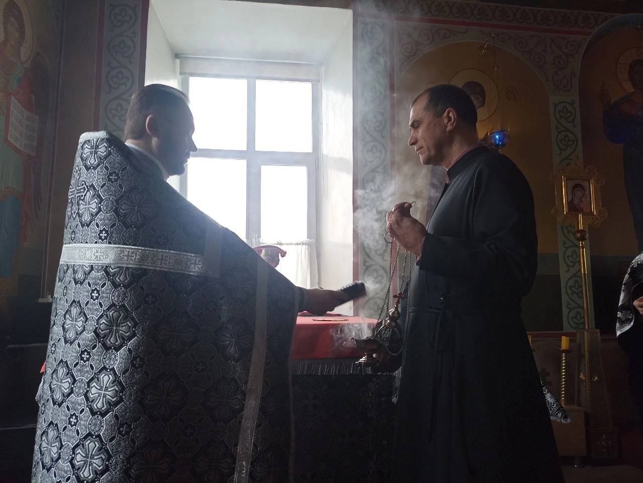 Протоиерей Александр Филиппов совершил Литургию Преждеосвященных Даров