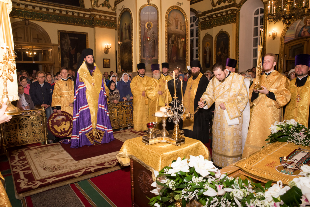 В канун дня памяти святителя Иннокентия Пензенского митрополит Серафим и архипастыри из соседних регионов совершили всенощное бдение в Успенском кафедральном соборе