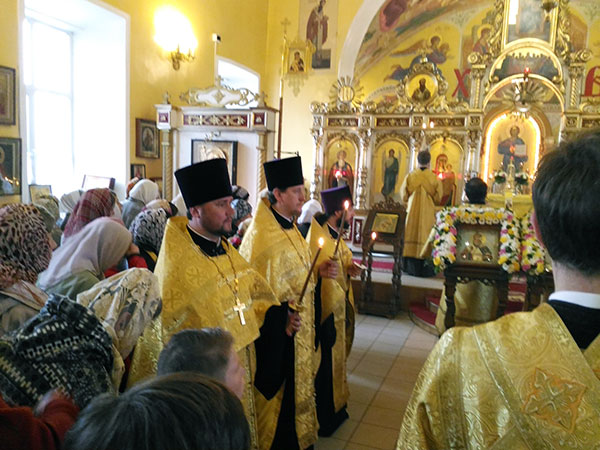 Всенощное бдение архиерейским чином накануне престольного праздника нашего храма
