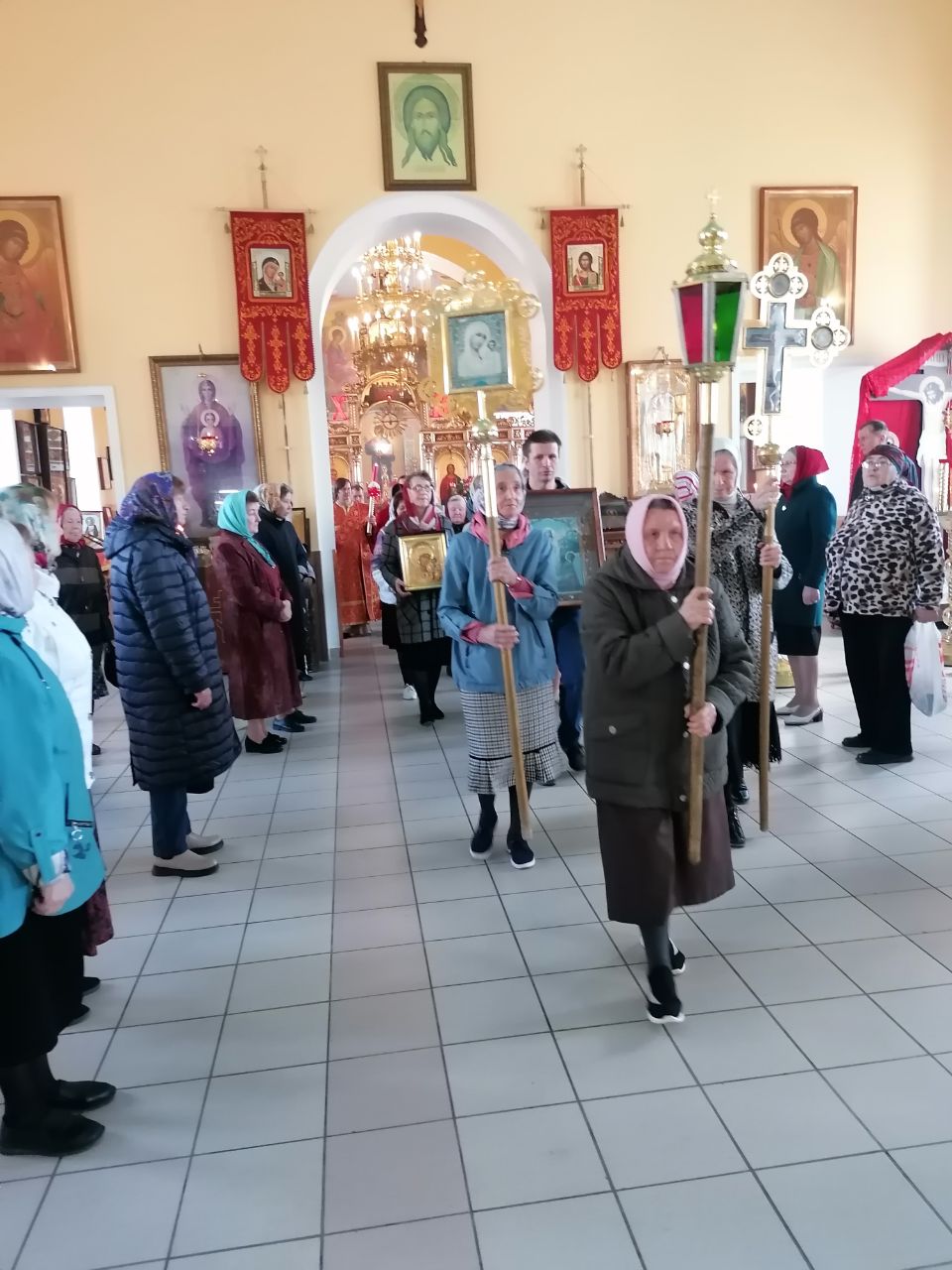 Богослужение во вторник Светлой седмицы 