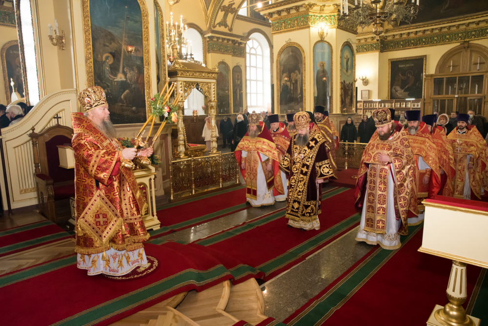 В праздник Собора новомучеников и исповедников Церкви Русской митрополит Серафим принял поздравления с днем Ангела