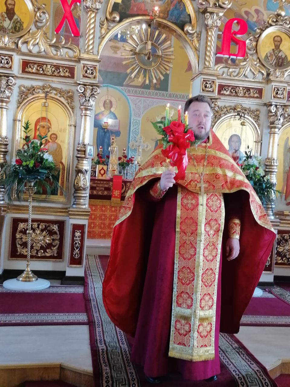 Богослужения в Неделю святых жен-мироносиц