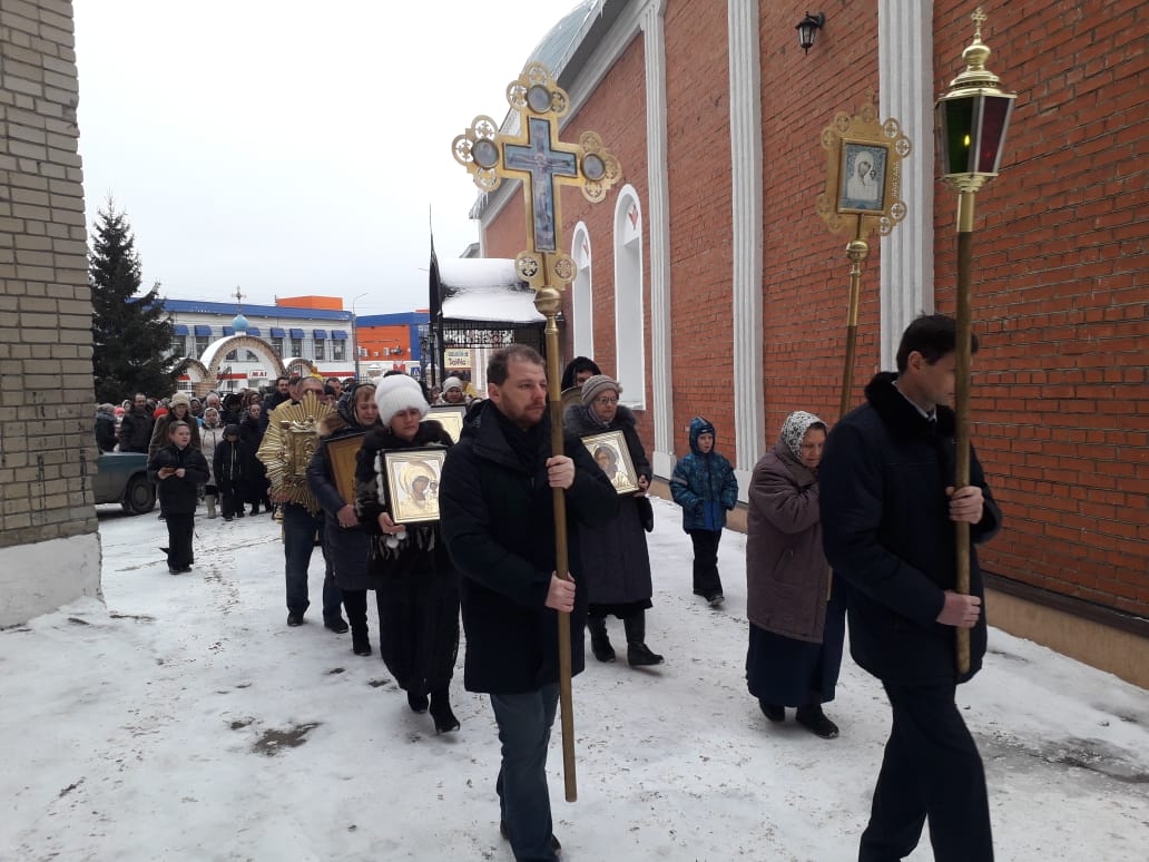 Престольный праздник нашего храма в честь святителя Николая, архиепископа Мир Ликийских, чудотворца