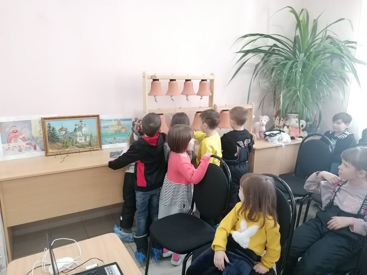 Состоялась экскурсия по храмовому комплексу дошкольников старшей группы детского сада