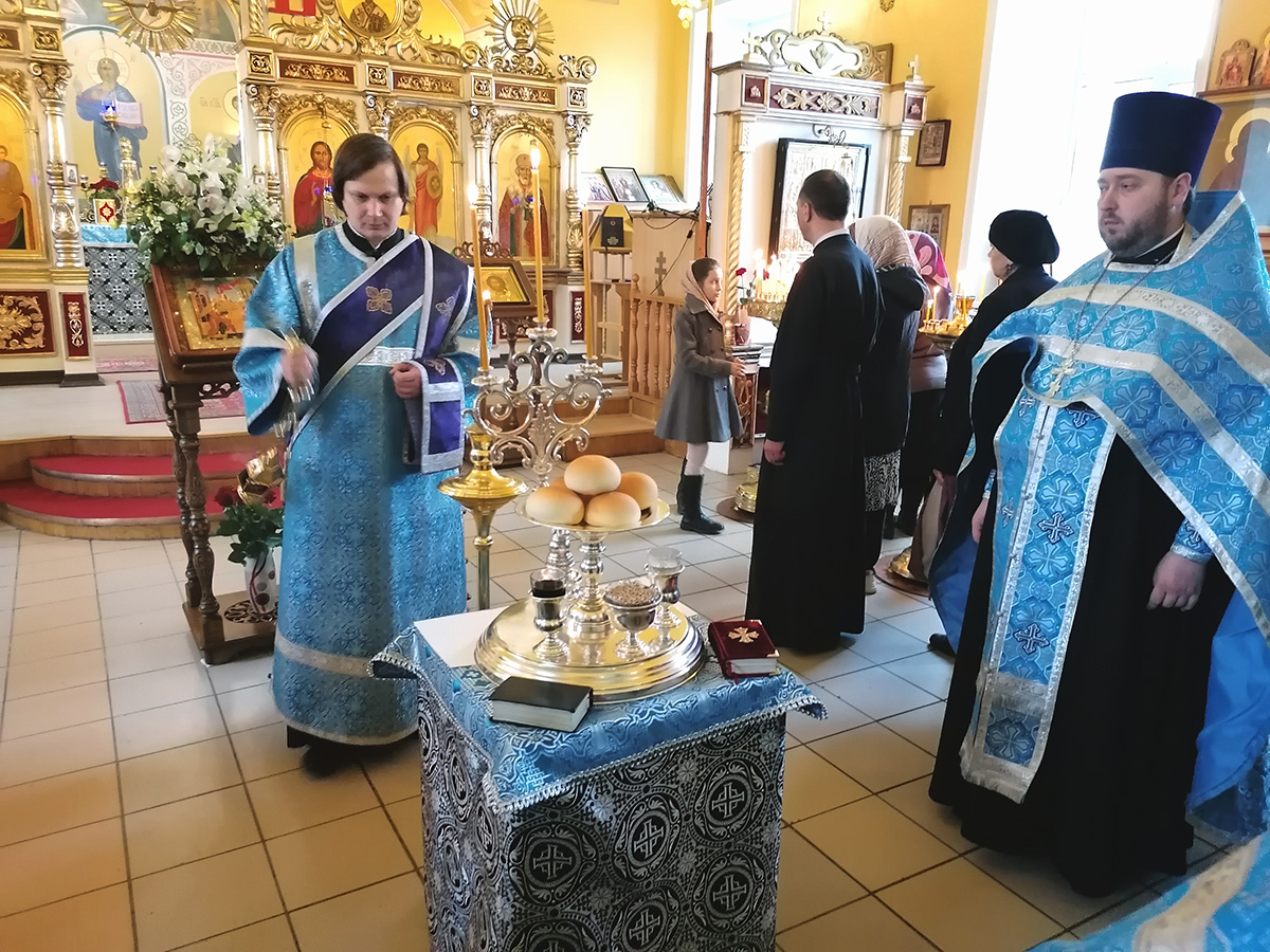 Всенощное бдение в канун праздника Благовещения Богородицы