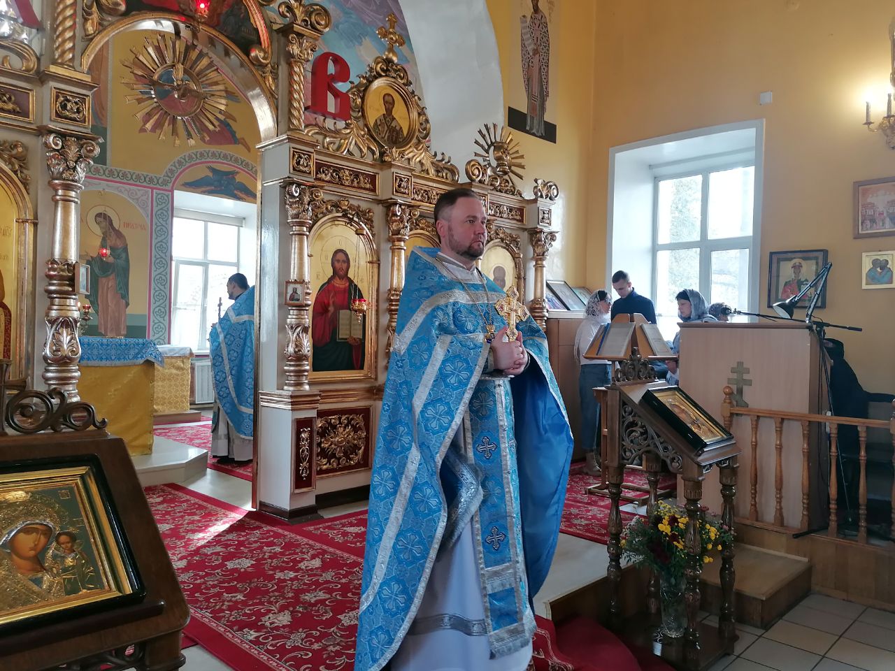 Праздник Покров Пресвятой Богородицы