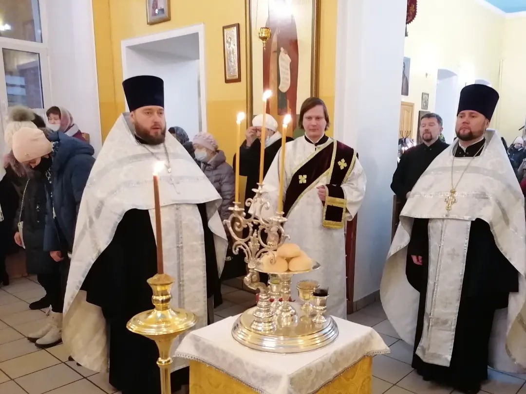 Всенощное бдение в канун праздника Рождества Христова 