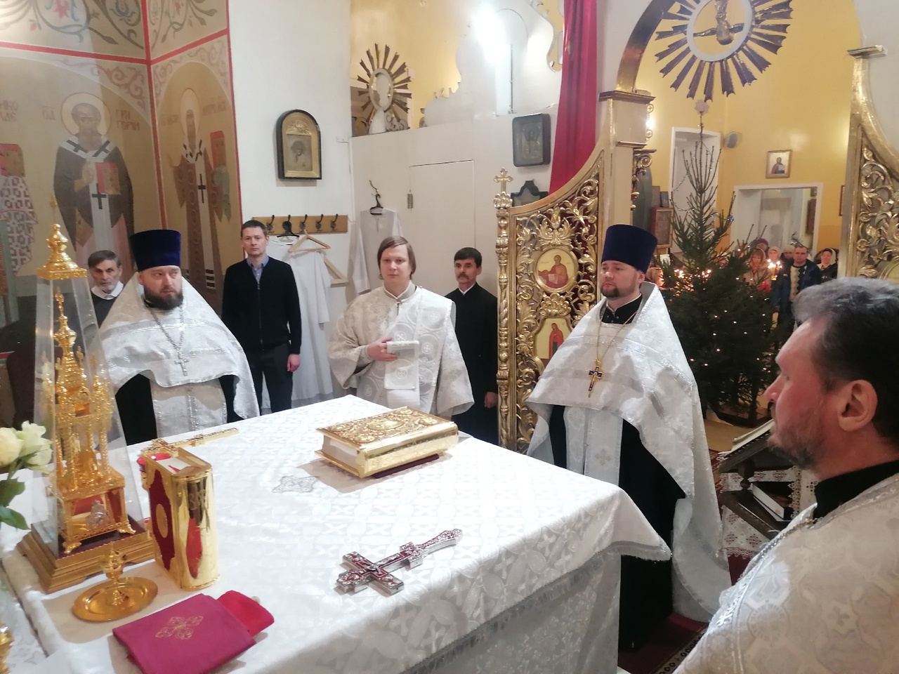 Всенощное бдение в канун праздника Рождества Христова