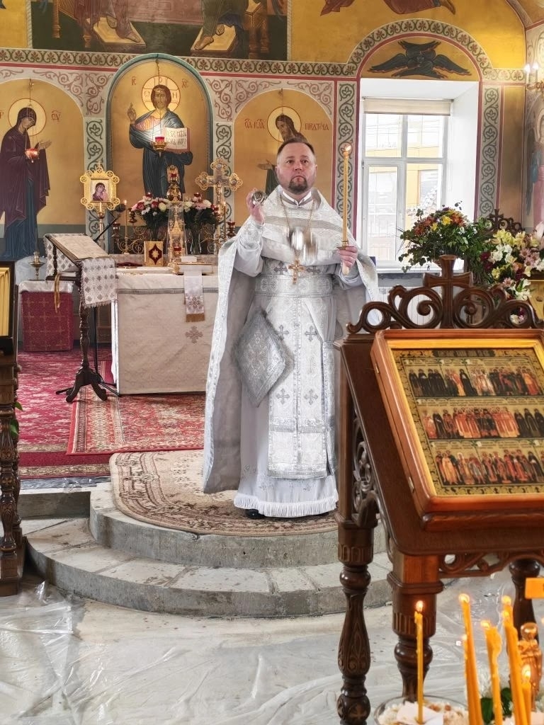 Троицкая родительская суббота