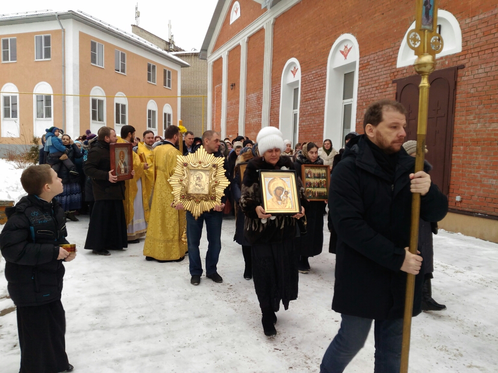 Престольный праздник нашего храма в честь святителя Николая, архиепископа Мир Ликийских, чудотворца