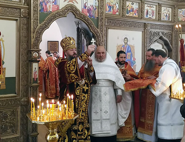 Митрополит Серафим совершил хиротонию священнослужителей