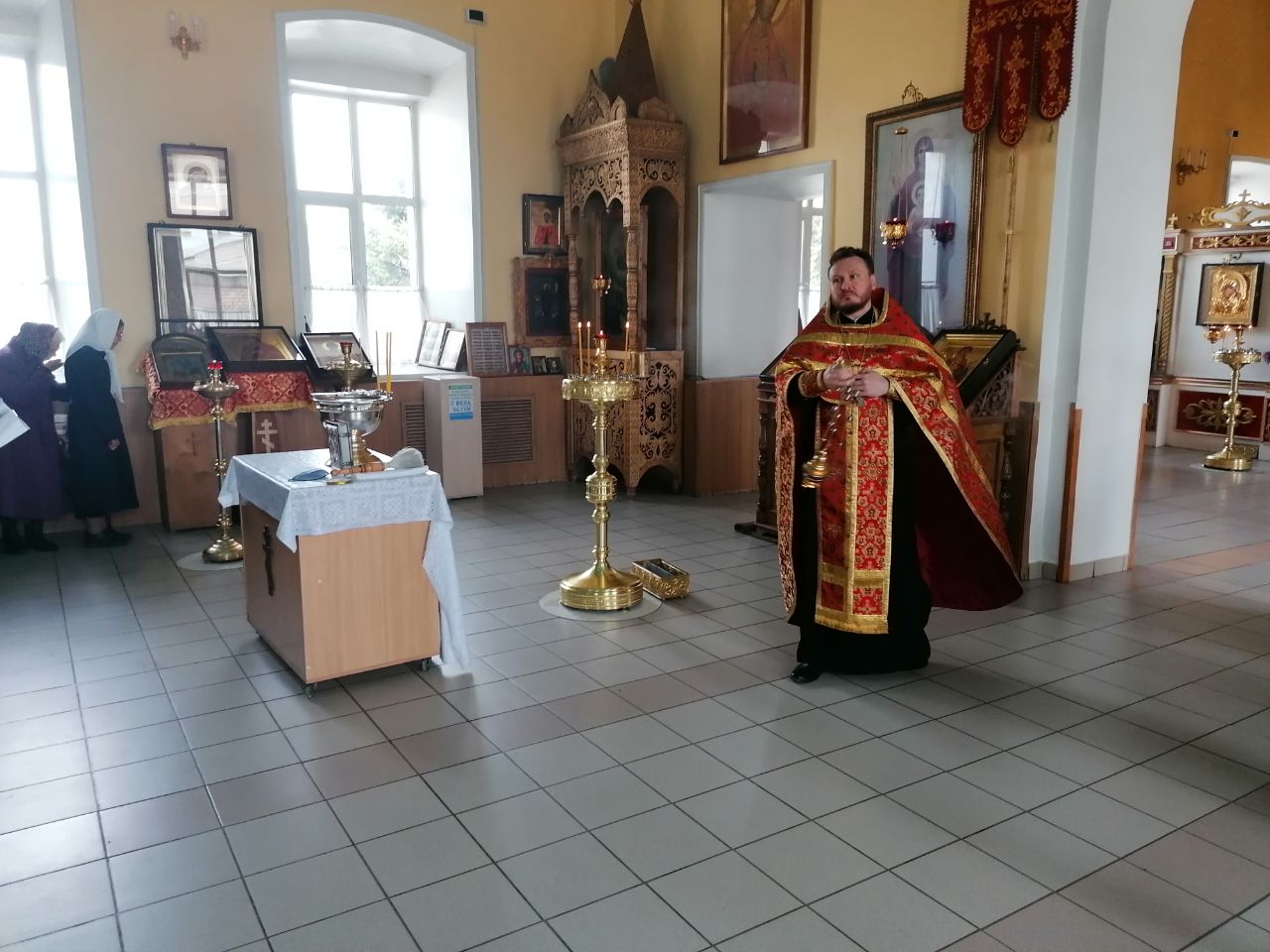 Богослужения в день Преполовения Пятидесятницы
