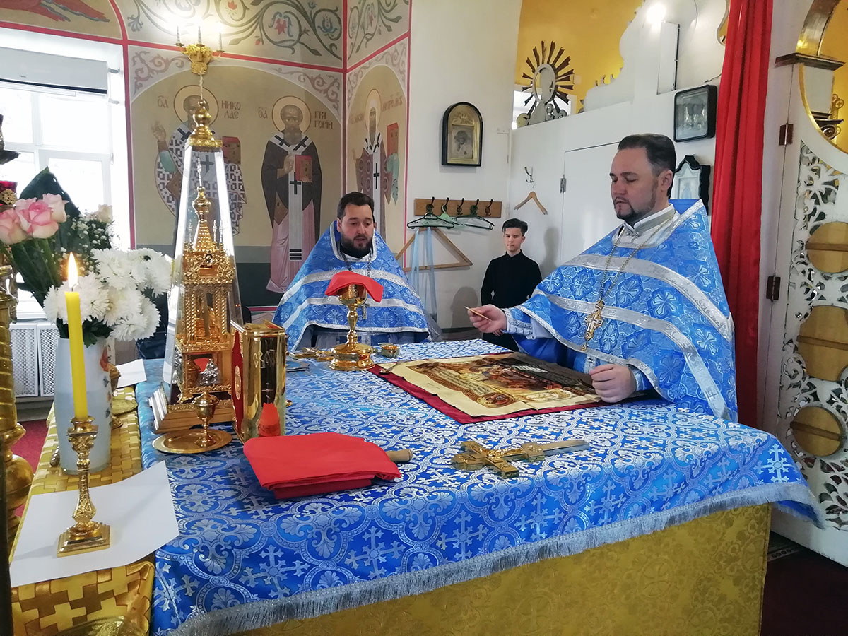 Празднование Казанской иконы Божией Матери