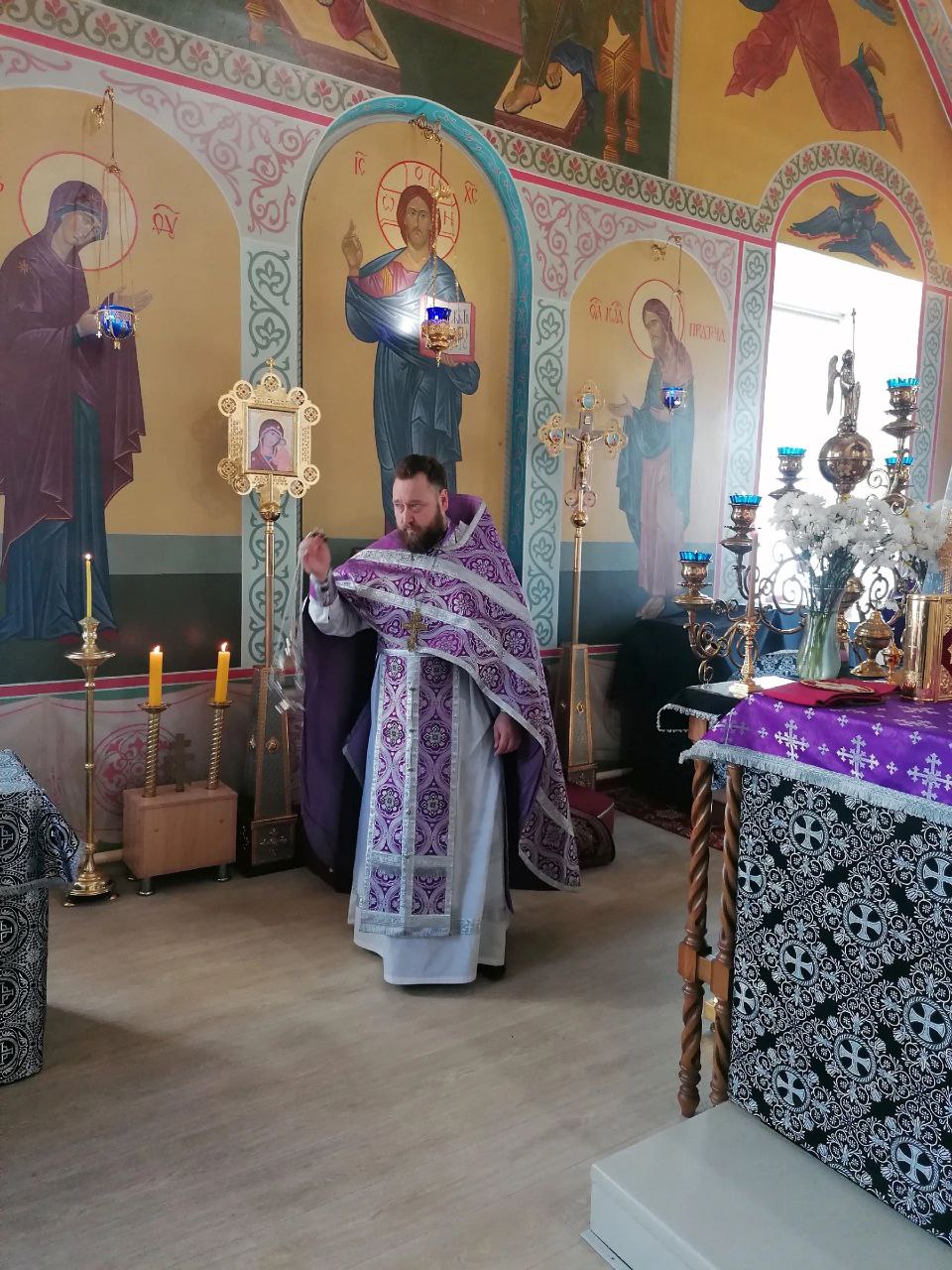 Божественная литургия в Великий Четверток  