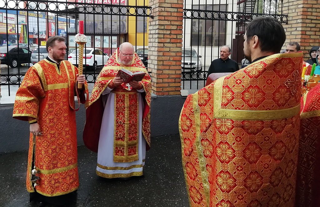 В четверг Светлой седмицы в нашем храме совершалась Божественная литургия