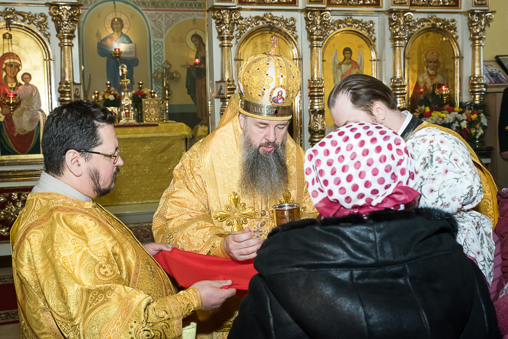 В престольный праздник митрополит Серафим совершил литургию в нашем храме