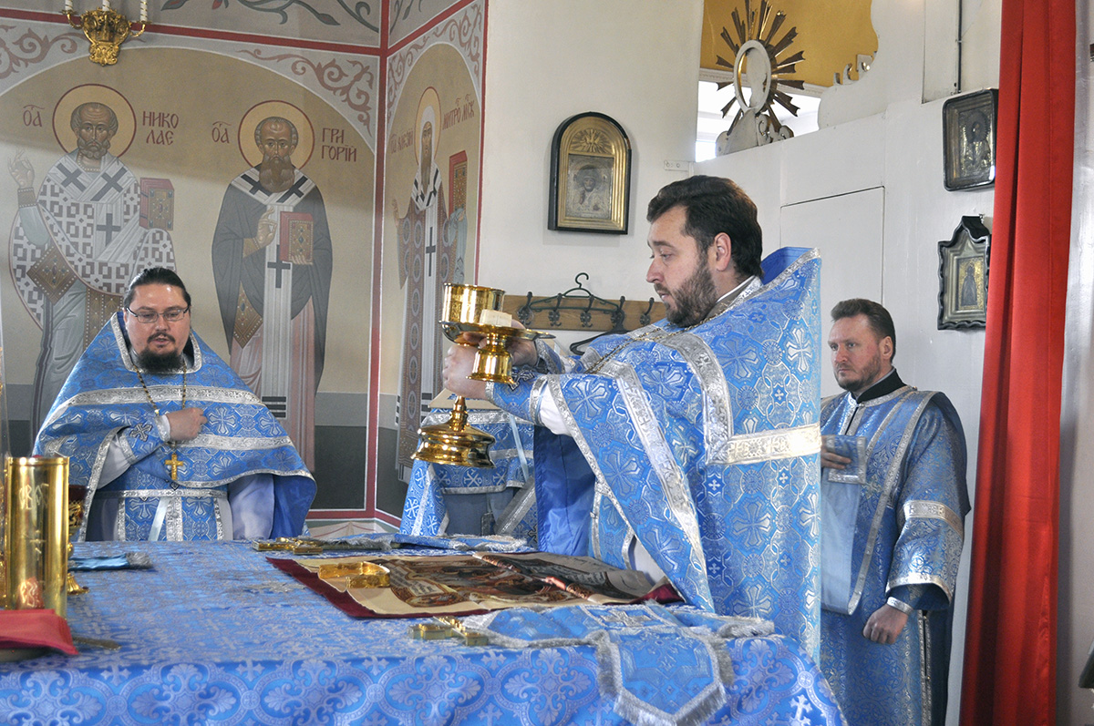 Праздник Введения во храм Пресвятой Богородицы