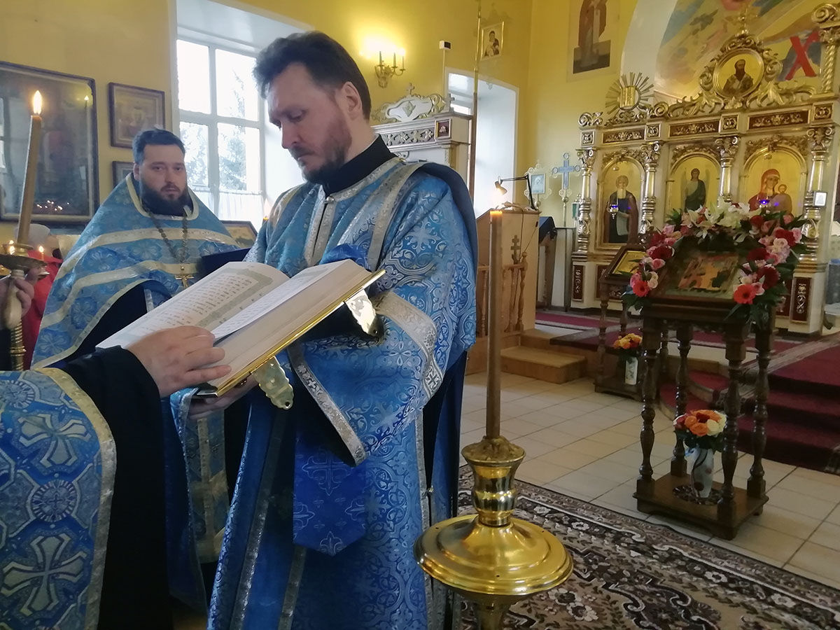 Всенощное бдение в канун Благовещения Пресвятой Богородицы