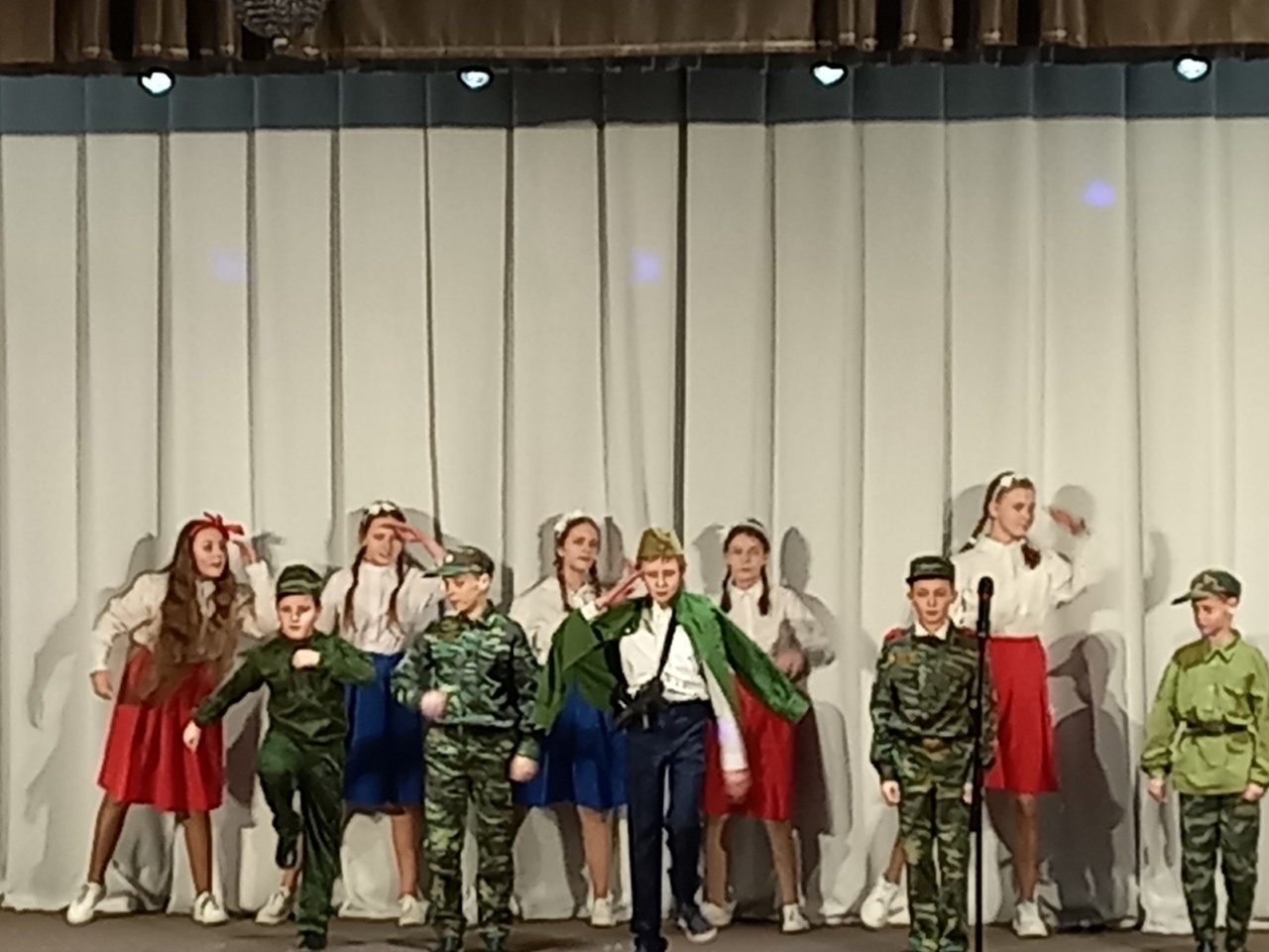 Воскресная школа "Азбука веры" участвовала в Театральном фестивале «Добрые сказки»