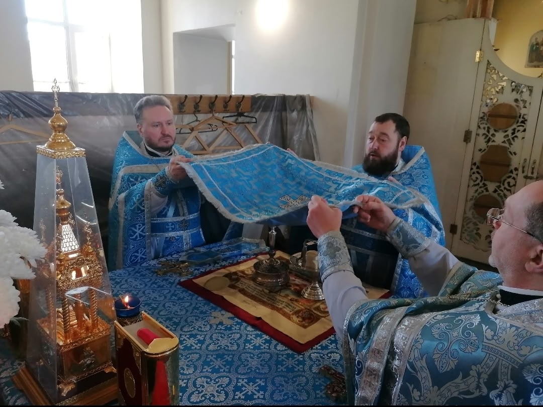 Празднование Похвалы Пресвятой Богородицы
