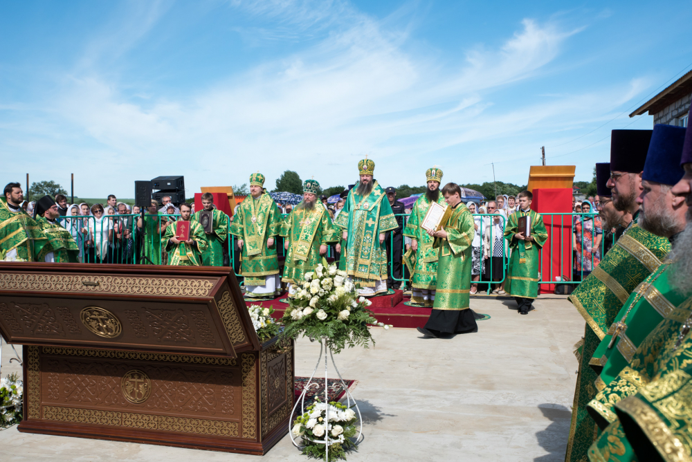 Паломническая поездка в Михайло-Архангельский храм с.Кочетовка
