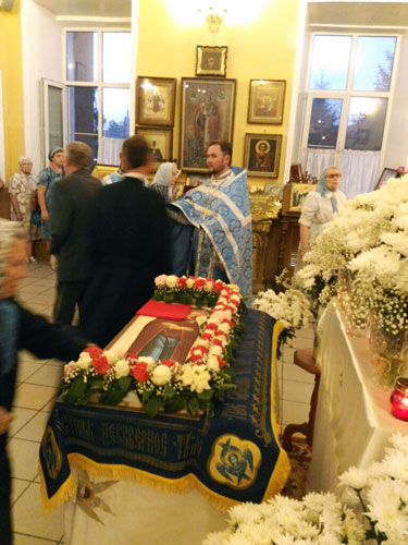 Всенощное бдение с Чином погребения Плащаницы Божией Матери