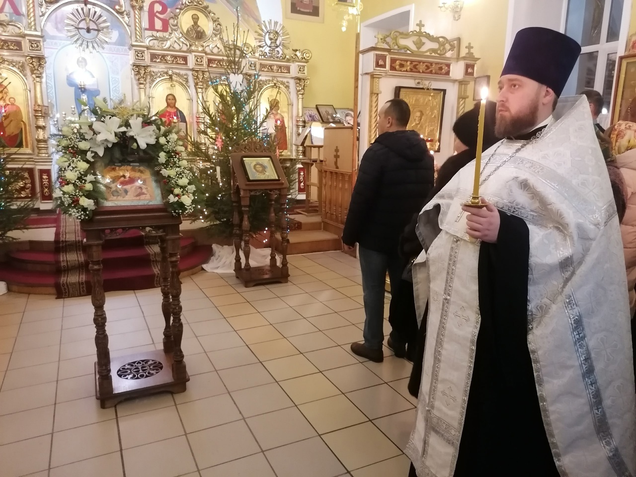 Всенощное бдение в канун праздника Рождества Христова
