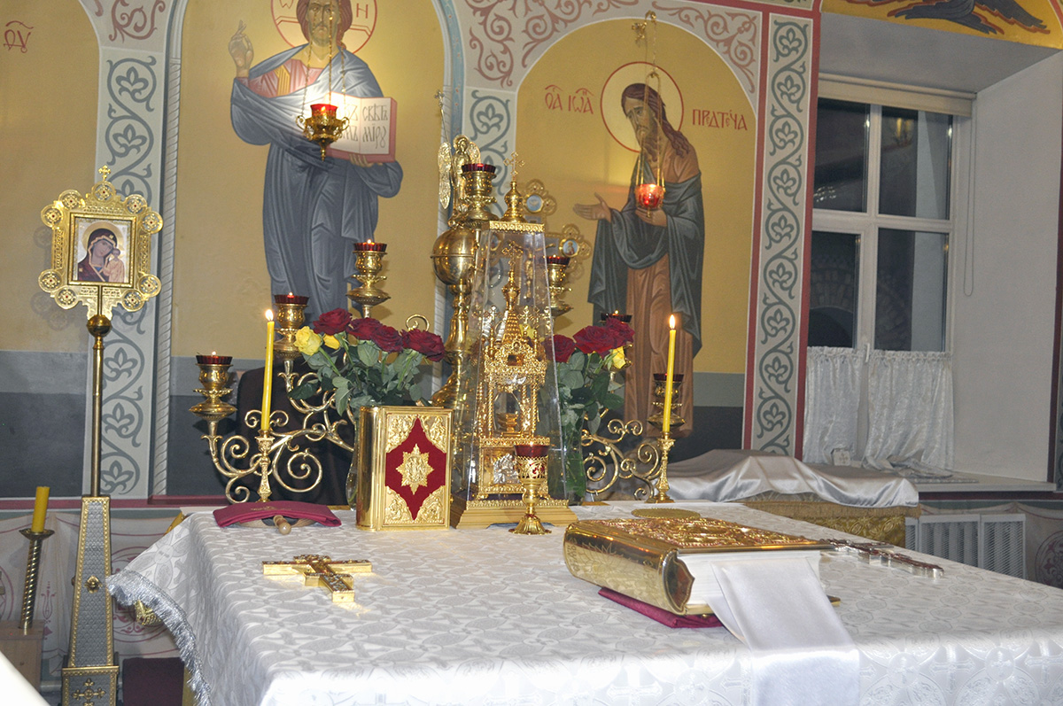 Всенощное бдение в канун празднования Собора Архистратига Михаила