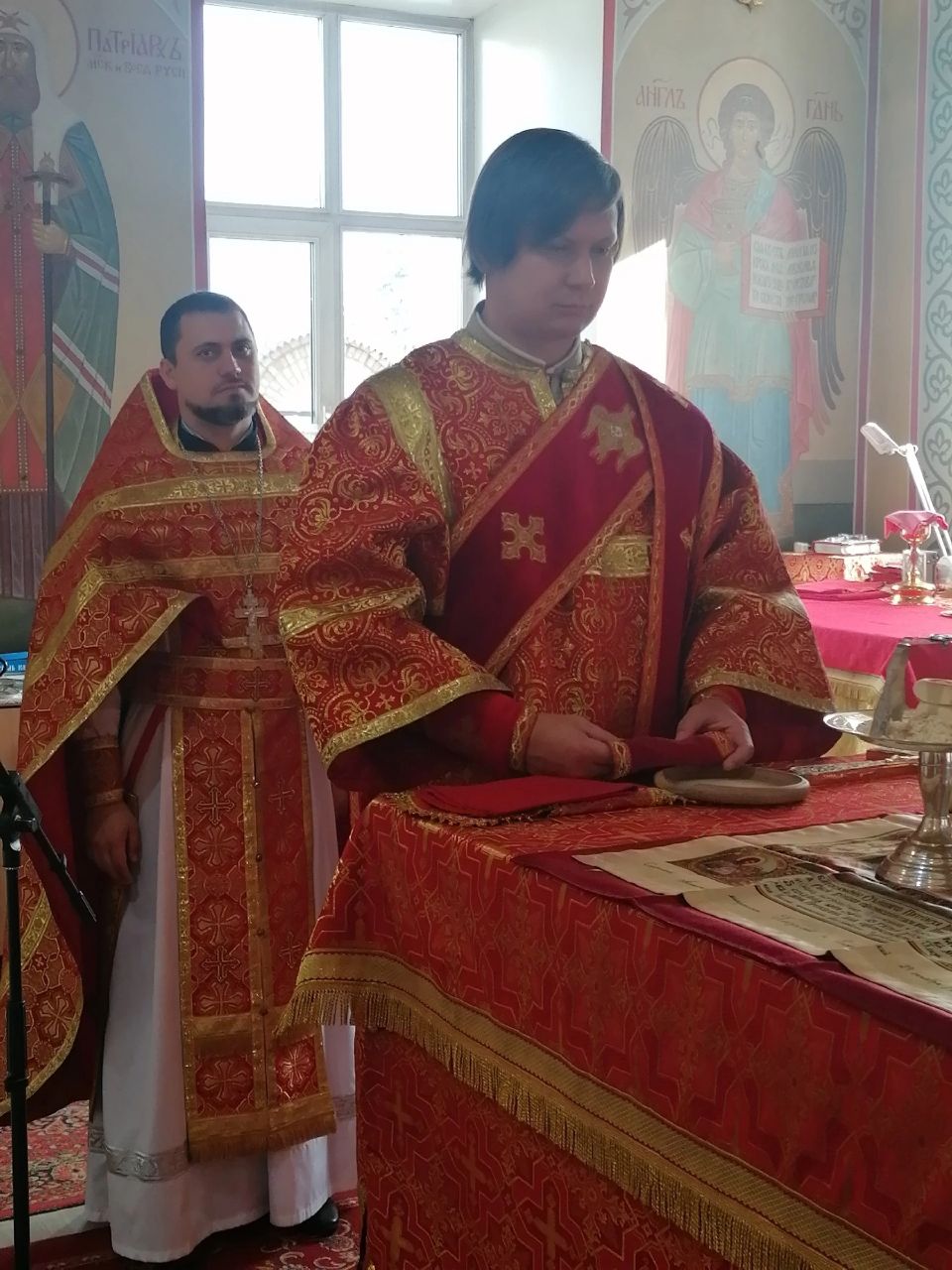 Празднование Воздвижения Животворящего Креста Господня 
