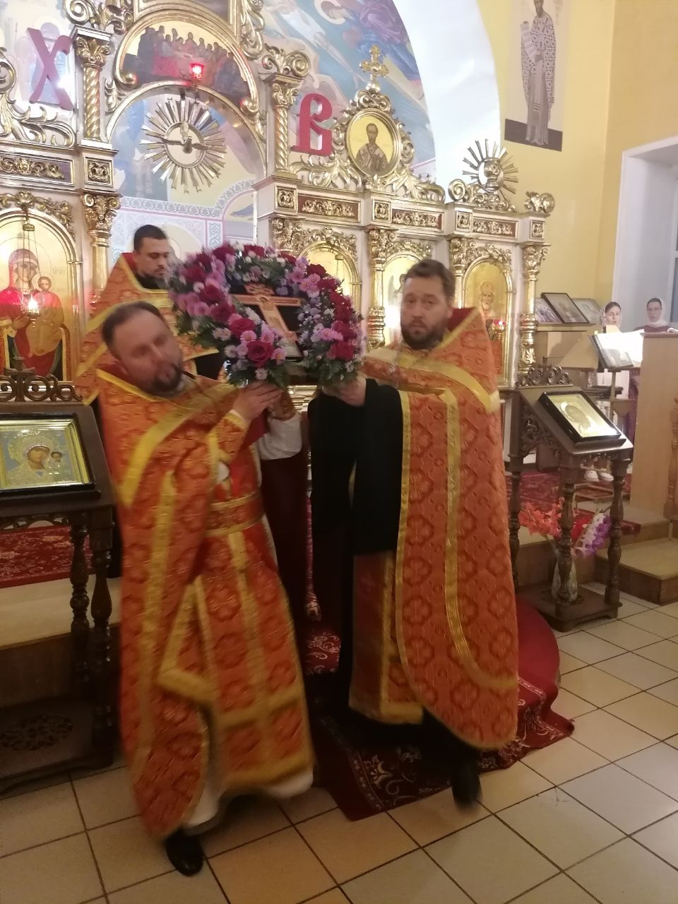 Всенощное бдение в канун празднования Воздвижения Животворящего Креста Господня