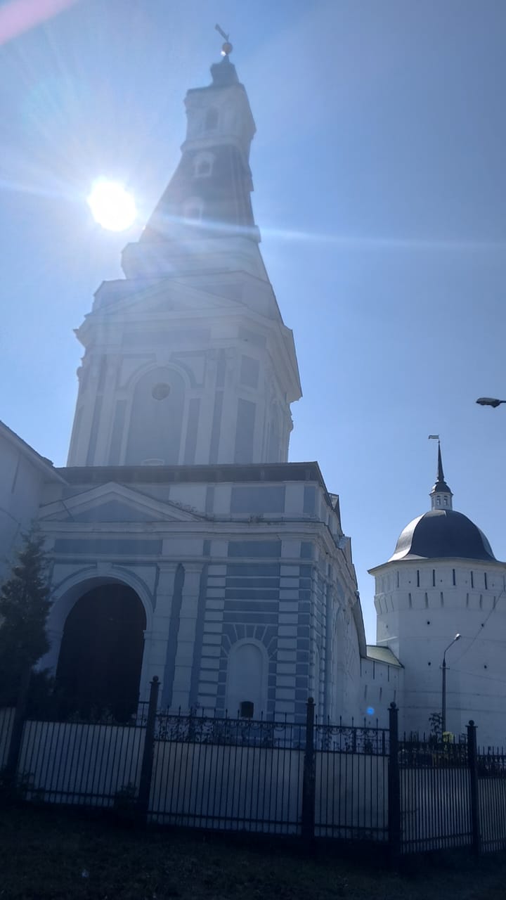 Воспитанники воскресной школы и прихожане нашего храма посетили святые места Московской области