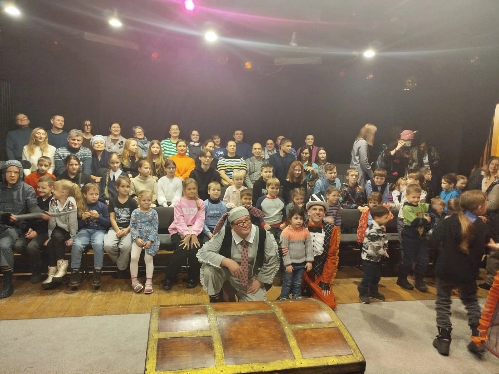 Воспитанники воскресной школы посмотрели спектакль  в ЦТИ «Дом Мейерхольда»