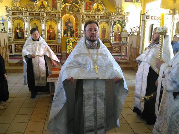 Троицкая родительская суббота