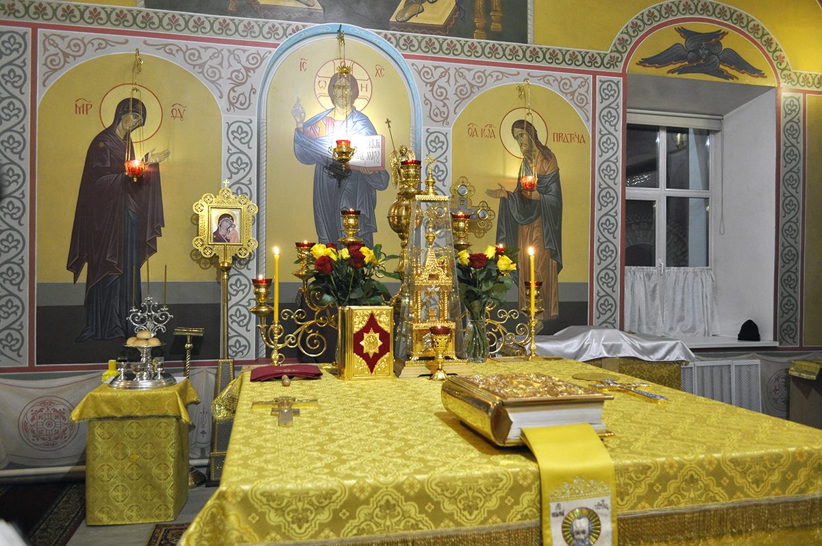 Всенощное бдение в канун престольного праздника святителя Николая Чудотворца