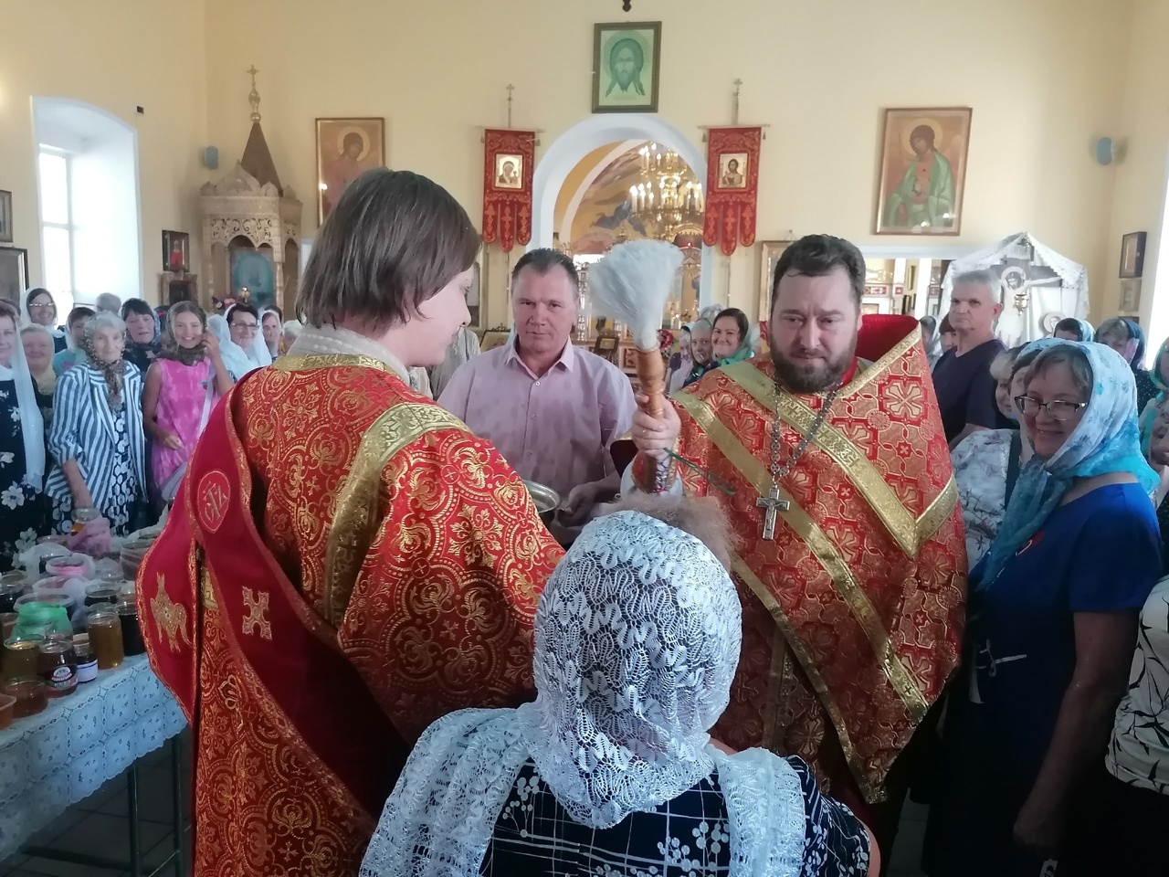 Празднование Происхождение Честных Древ Животворящего Креста Господня
