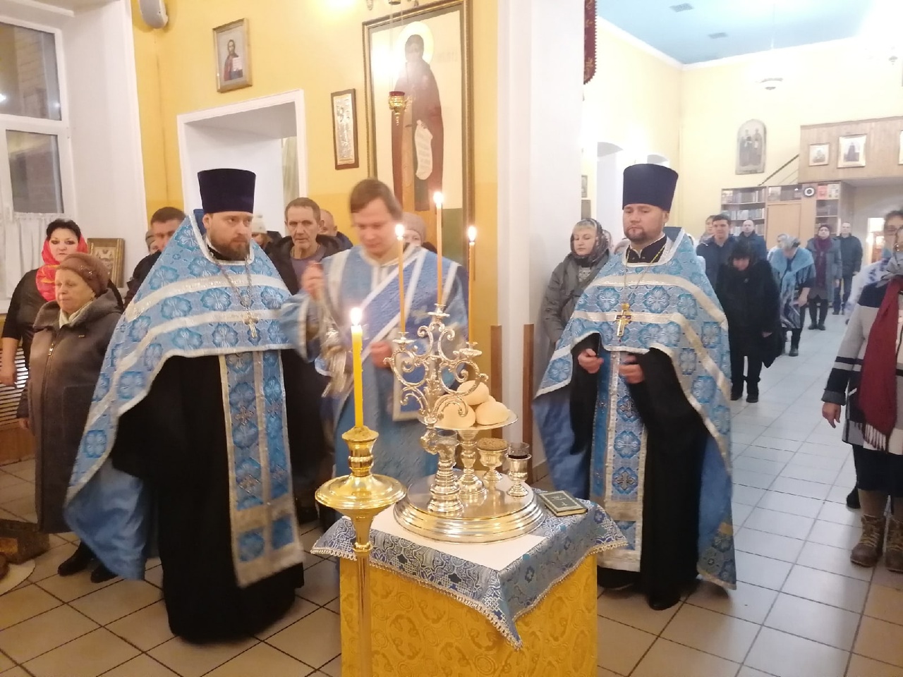 Всенощное бдение в канун празднования Введения во храм Пресвятой Богородицы